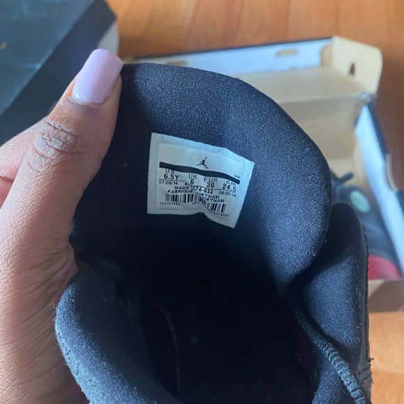 Jordan “dirty breds” 13s - Picture 2 of 6